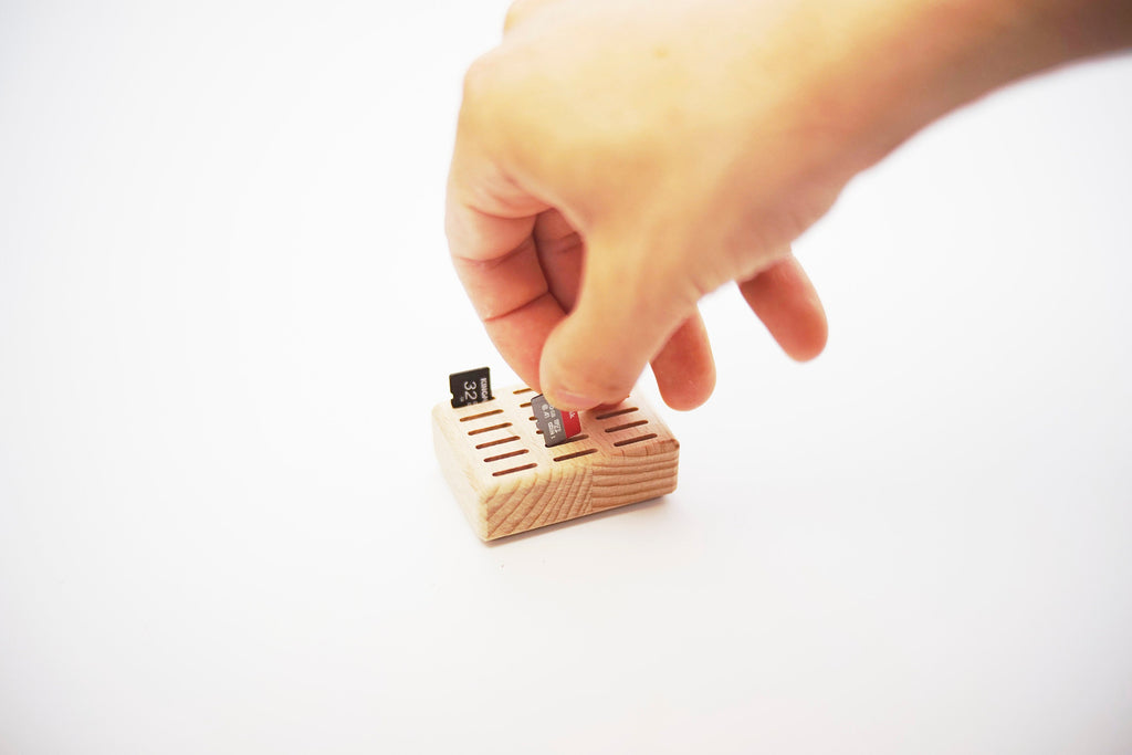Mini micro SD Kartenhalter mit abgerundeten Kanten l 18 Slots, personalisierbar